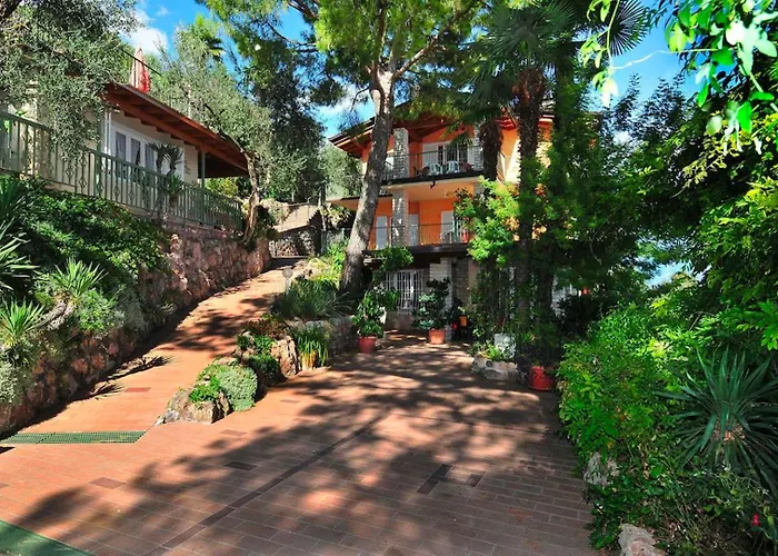 Appartamento Panorama Gardone Riviera